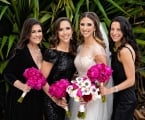 Bride with Bridesmaids 